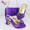 2024 Neuankömmlinge nigerian ische Frauen Schuhe und Tasche in lila Farbe sexy Stil Pumps für