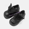 Schwarze Flügel keile Pumps runde Zehen Plattform Kreuz gebunden Schnürung dicke Sohlen Frauen Gothic Schuhe solide y2k Leder Hotties Schuhe