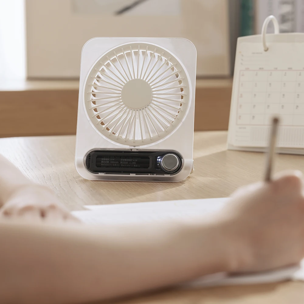 Desktop-Ventilator, tragbarer wiederaufladbarer USB-Ventilator, zusammenklappbarer persönlicher Ventilator mit Leistungsanzeige, 5 Geschwindigkeiten, extrem leise Tischventilatoren für Büro und Image
