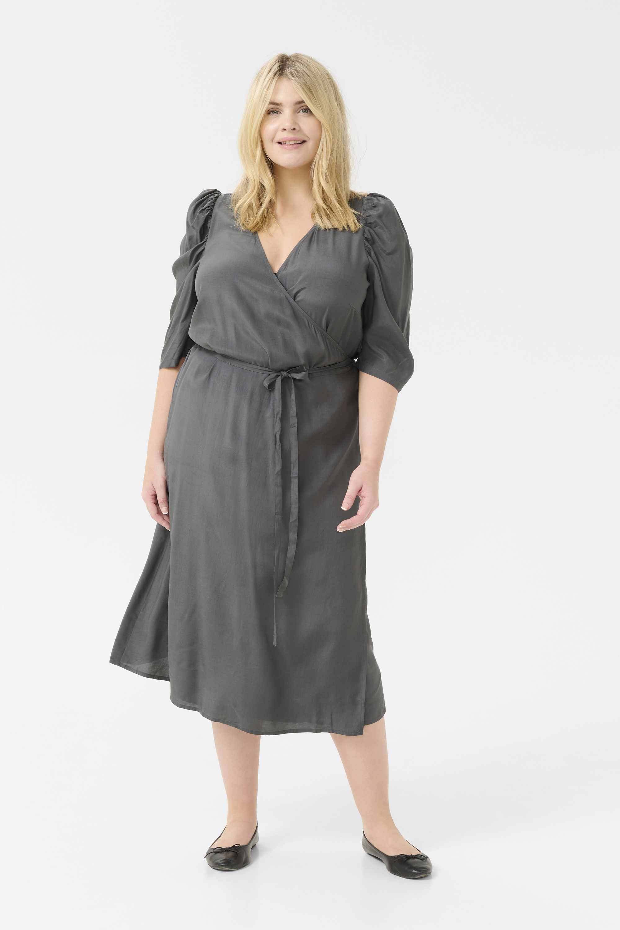 Kleid Regular fit black Image