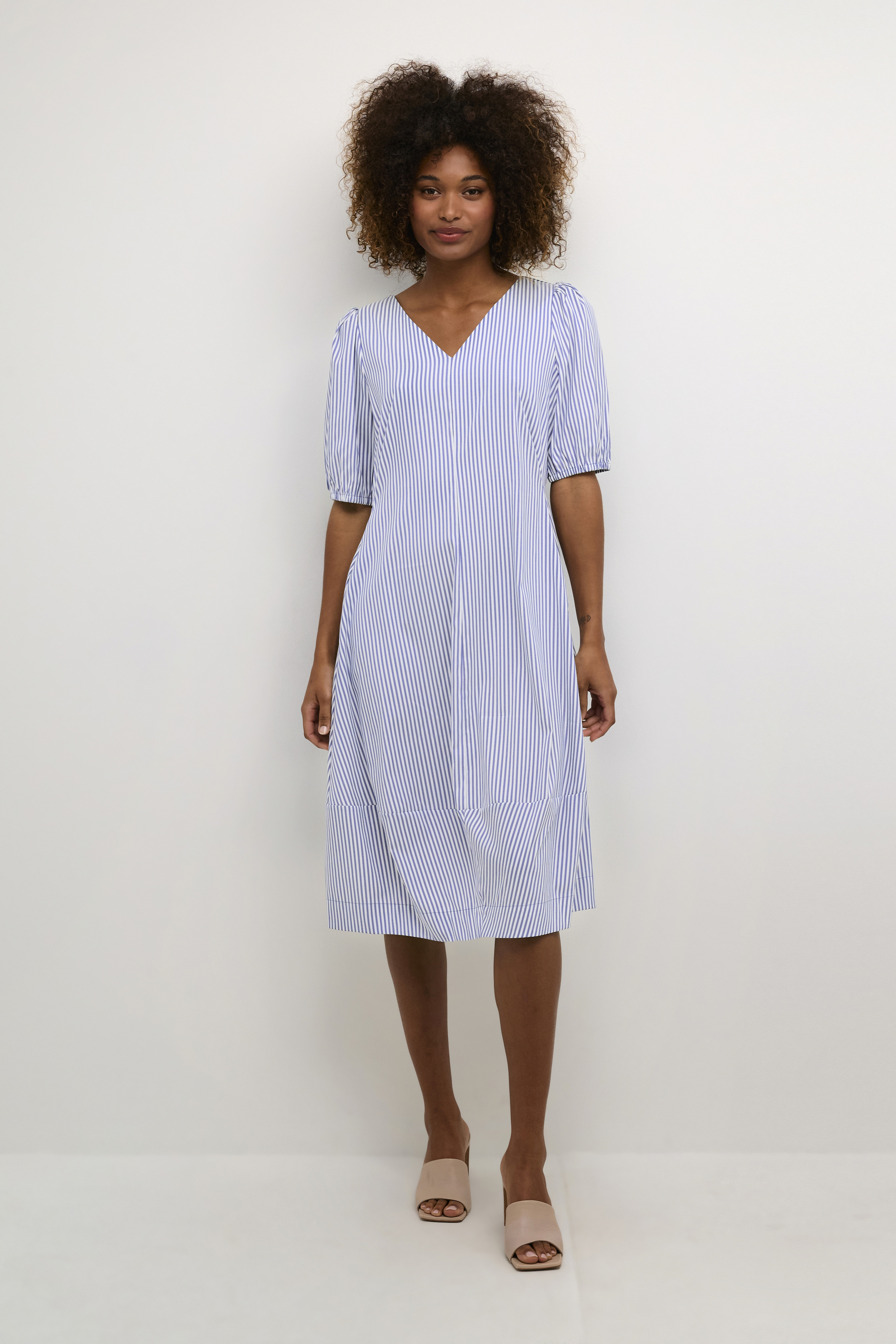 Kleid im lässigen Schnitt blue Image