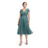 Cocktailkleid VERA MONT "Vera Mont Damen Cocktailkleid im Glitzer-Look", Damen, Gr. 44, Normalgrößen, grün (grün, grau), Netz, Obermaterial: 100% Polyester. Futter: 100% Polyester., elegant, ausgestellt kurz, V-Ausschnitt, Halbarm, Kleider, Stoff