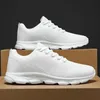 Neue Herrenschuhe, atmungsaktiv, lässige Turnschuhe, Sommer, weiße Laufschuhe, leichte, weiche Sportschuhe für Männer, große Größe 35–45