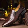 Herren Lederschuhe Business Kleid Schuhe Neue klassische Slip-on Büroschuhe Soziale männliche Loafer Luxus Krokodilmuster Herrenschuh