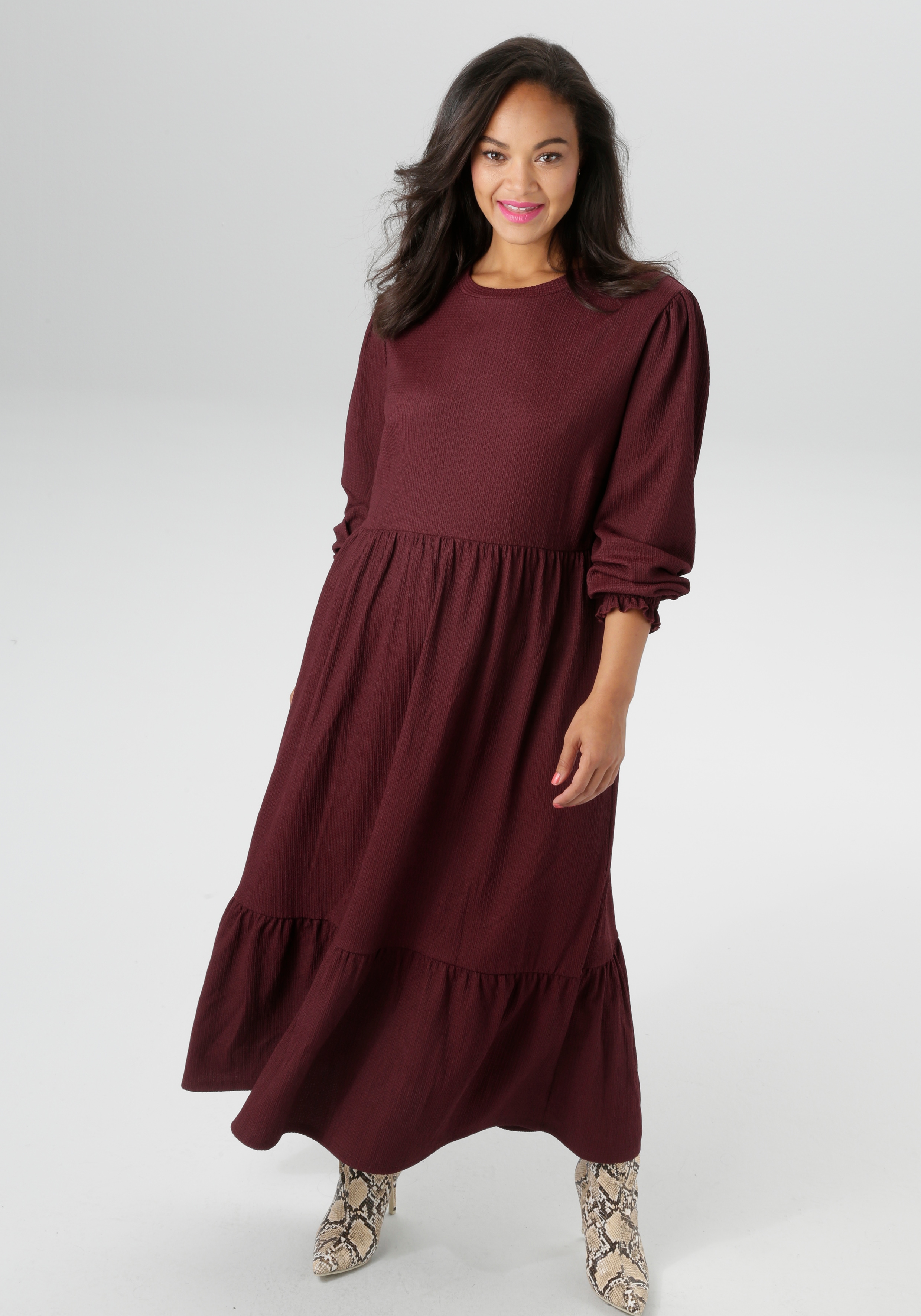 Jerseykleid ANISTON PLUS, Damen, Gr. 50, N-Gr, rot (bordeaux), Crêpe, Obermaterial: 98% Polyester, 2% Elasthan, Strukturmuster, Modisch, figurumspielend knöchelfrei, Rundhals, Smokbündchen, Kleider, in trendiger Farbpalette - NEUE KOLLEKTION Image