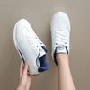 Herbst Mode Neue frauen Kleine Weiße Schuhe Große Größe Vordere Spitze-up Low-top Turnschuhe frauen