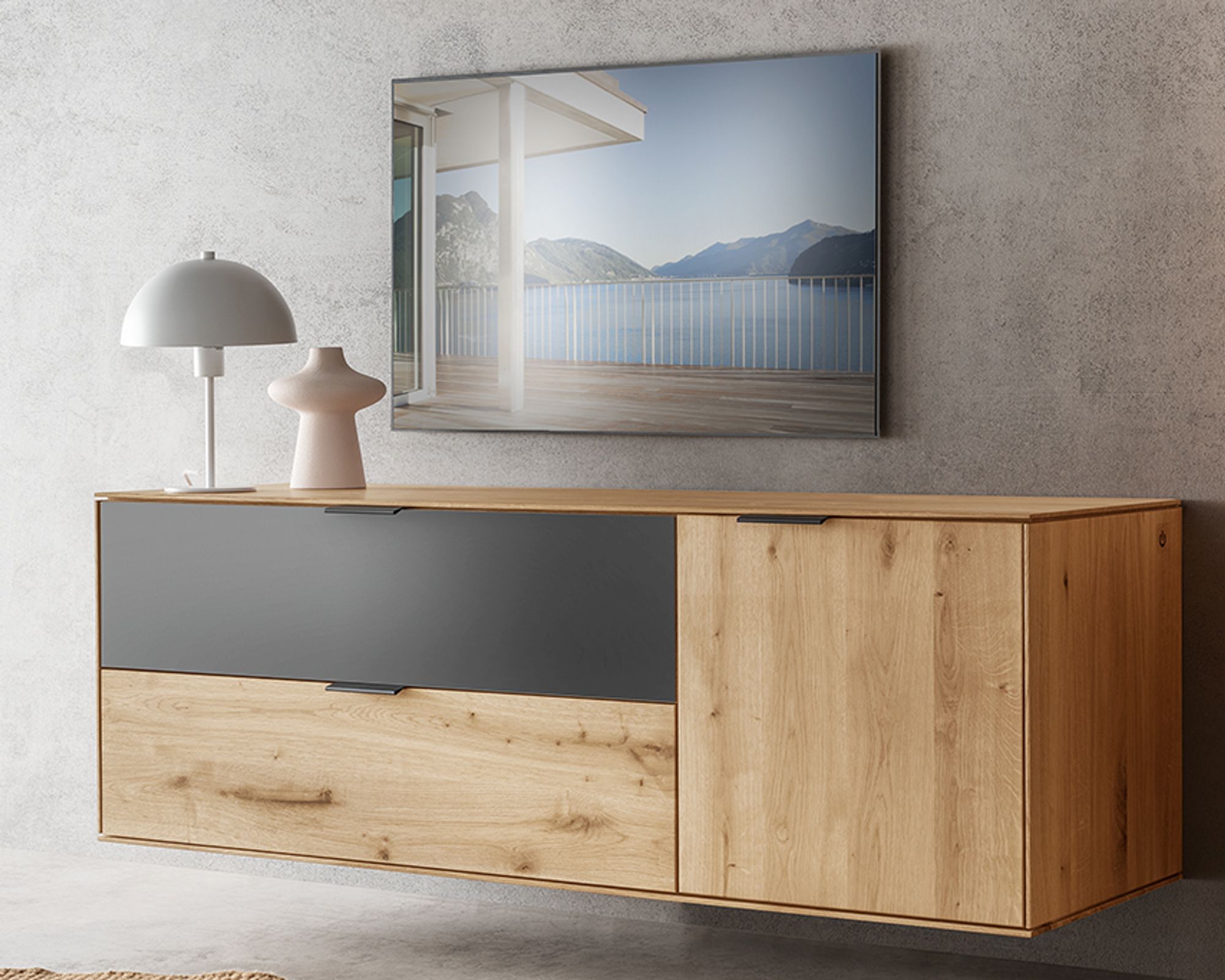 Massivholz »Lugano« Lowboard I hängend glatte Front / obere Schublade in Anthrazitglas