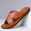 HKDQ Retro Braun Herren Hausschuhe Business Casual Leder Hausschuhe Für Männer Sommer Outdoor Flache Strand Schuhe Männlich Große Größe 38-48