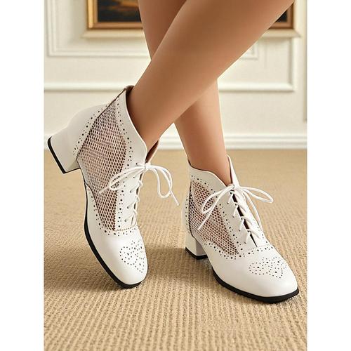 Women's Edwardian 1910s White Mesh Oxford Boots - Vintage Lace-Up Dance Shoes with Cutout Design and Chunky Heels for Summer Jazz Parties and Retro Costumes