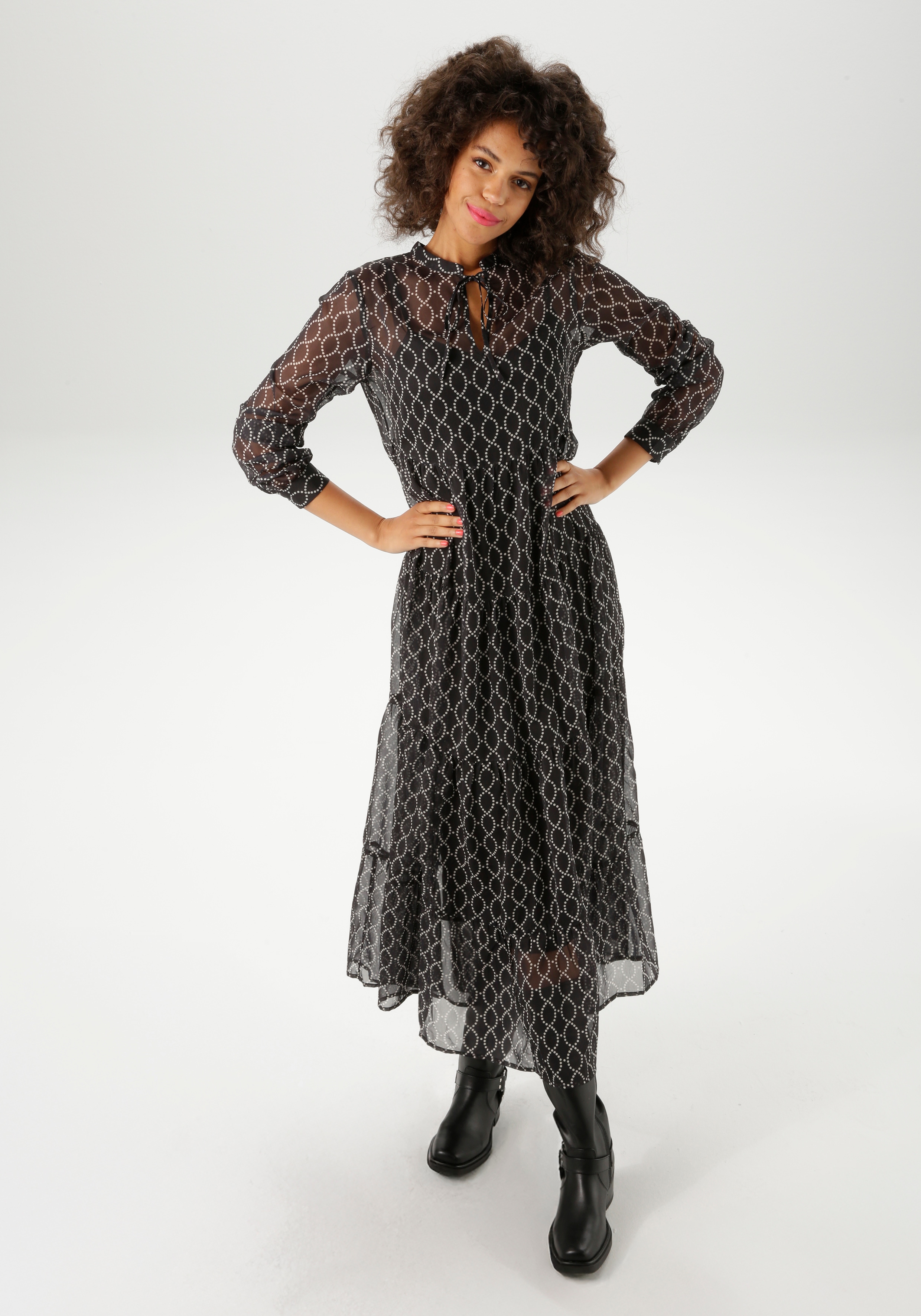 Maxikleid ANISTON CASUAL, Damen, Gr. 42, N-Gr, schwarz-weiß (schwarz, weiß), Chiffon, Obermaterial: 100% Polyester. Futter: 100% Polyester, bedruckt, gemustert, gepunktet, lässig geschnitten knöchellang, V-Ausschnitt, 1-Knopf-Manschette, Kleider...