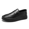 Neue rutschfeste flache Herrenschuhe, Business-Casual-Lederschuhe, Slipper und vielseitige kleine Lederschuhe für Bankette