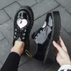 Hochwertige Damenschuhe 2025, schwarze Plateau-Turnschuhe, Damen-Designer-Schuhe, Zapatillas De Mujer, schwarze Hello Kitty Lolita-Schuhe
