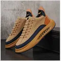 Nuove scarpe kaki da uomo scarpe traspiranti scarpe mocassino con plateau da uomo scarpe da ginnastica rialzate interne da uomo sneakers elasticizzate