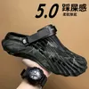 Männer Clogs Sommer Sandalen Strand Anti Slip Hausschuhe Mann Trend Sandale Outdoor Home Clog Männer Atmungsaktive Sportschuhe Große Größe 47