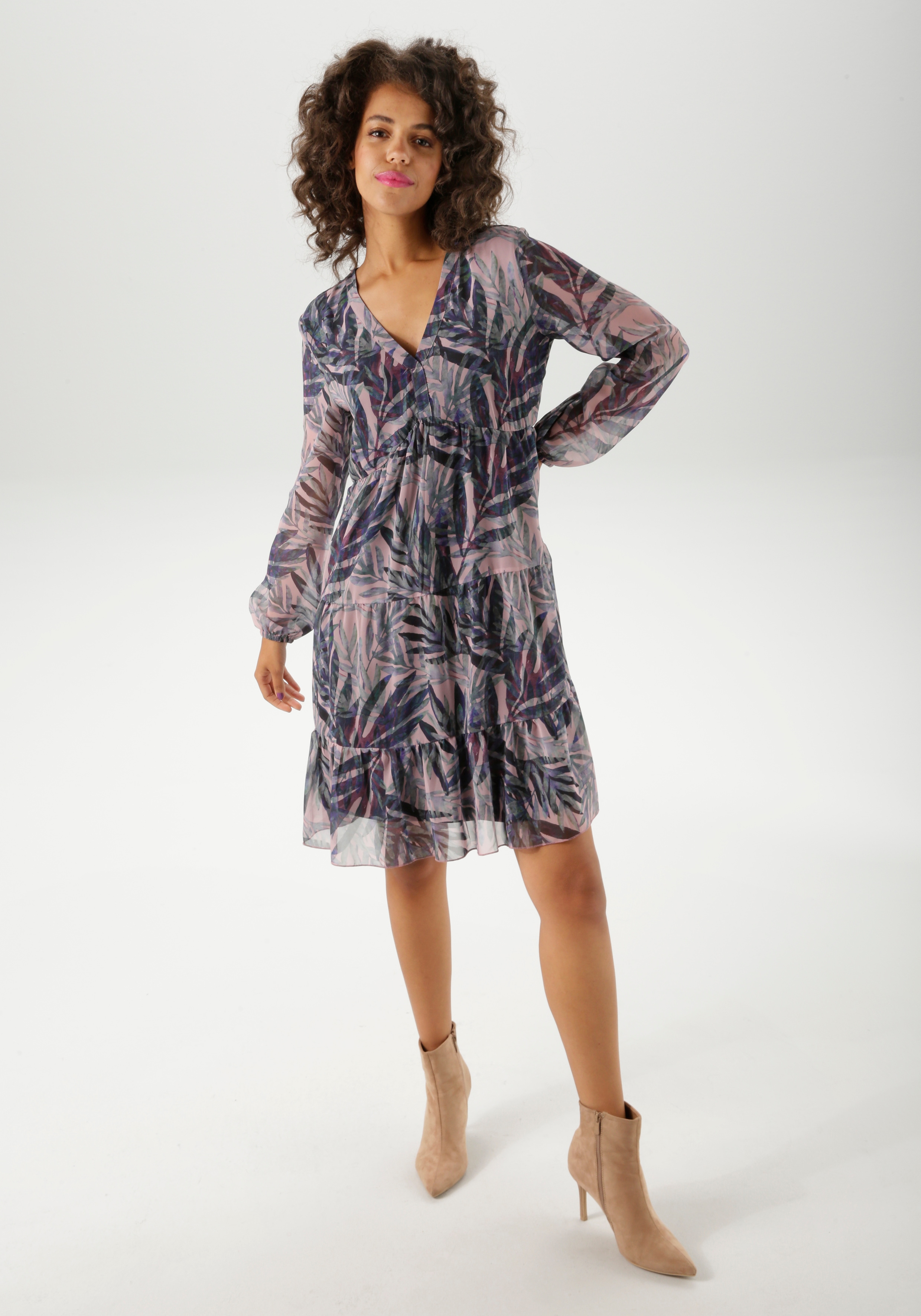 Tunikakleid ANISTON CASUAL, Damen, Gr. 42, N-Gr, flieder, grün, lila, marine, braun, Chiffon, Obermaterial: 100% Polyester. Futter: 100% Polyester, bedruckt, figurumspielend kniefrei, V-Ausschnitt, elastischer Bund mit Gummizug, Kleider, mit...