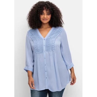 Crepebluse SHEEGO BY JOE BROWNS, Damen, Gr. 50, blau (himmelblau), 100% Viskose, Spitze:100% Baumwolle, unifarben, V-Ausschnitt, 3/4-Ärmel, Blusen Image