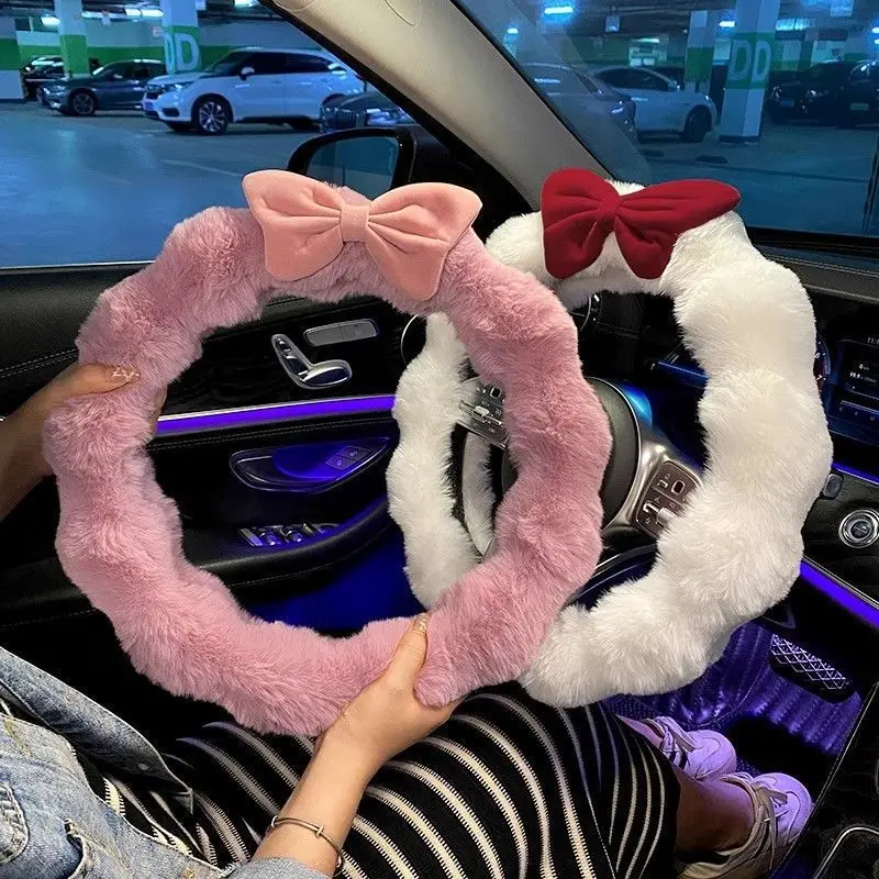 Housse de volant de voiture en peluche, avec nœud chaud d
