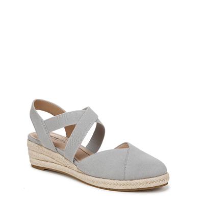 Women's Kimball Sandal by LifeStride in Cloudy Grey (Size 8 M)