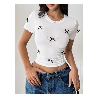 Damen T-Shirt mit Herz-Bogen, Rundhals, kurze Ärmel Image