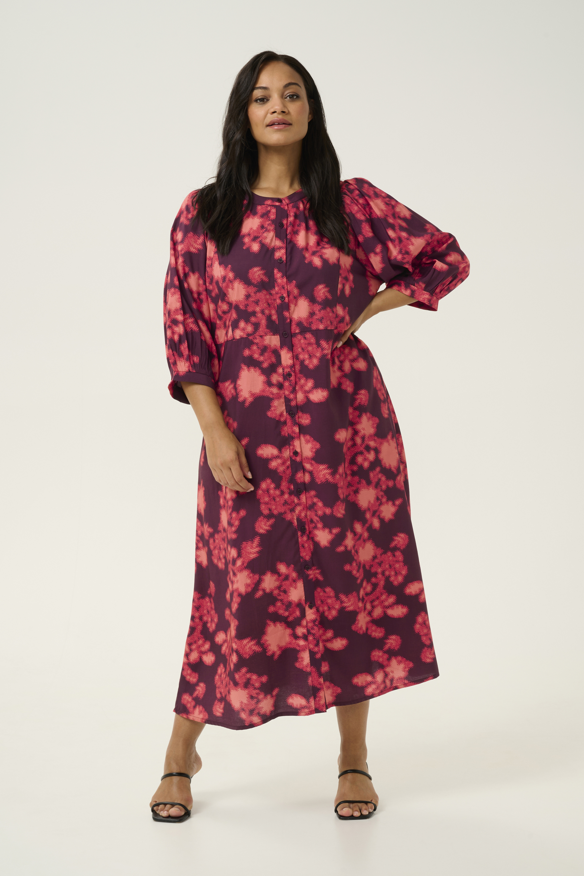 Kleid Regular fit Red Tone Graphic Print multicolour Image