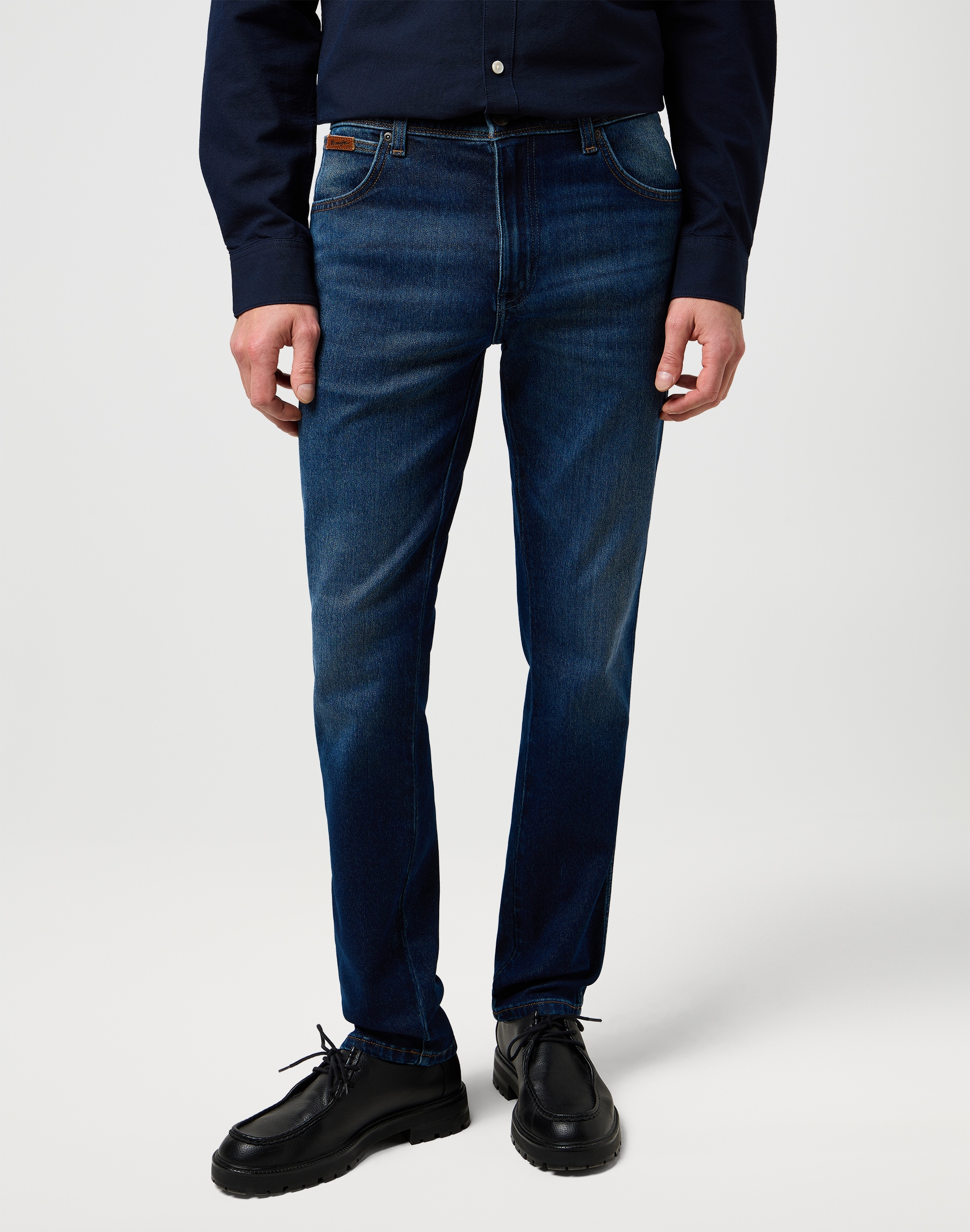 Slim-fit-Jeans WRANGLER "Texas Slim", Herren, Gr. 34, Länge 30, beige (fog), Denim/Jeans, Obermaterial: 56% Baumwolle, 25% Polyester, 13% Lyocell, 5% Elastomultiester, 1% sonstige Fasern, slim fit lang, Jeans Slim-fit-Jeans