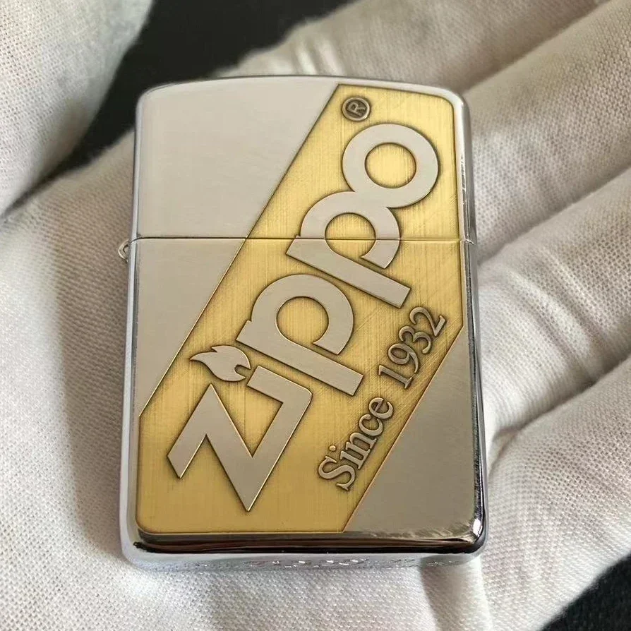 Zippo Feuerzeug Weiß Chrom Einseitig Graviertes Zippo-Logo 1932 Winddichte Kollektion in Box Image