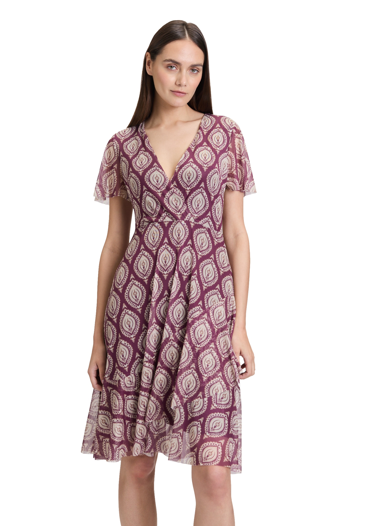 Volantkleid CARTOON "Damen mit Rüschen", Damen, Gr. 46, Normalgrößen, lila (lila, schwarz), Obermaterial: 95% Polyester, 5% Elasthan; Futter: 95% Viskose, 5% Elasthan, figurbetont kurz, V-Ausschnitt, Kleider