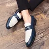 Klassische soziale Lederschuhe, elegante Original-Bootsschuhe, modische Herren-Loafer, zum Hineinschlüpfen, klassische Freizeitschuhe im britischen Stil