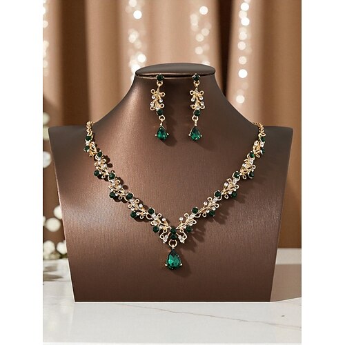 Elegantes vergoldetes Damen-Set aus Halskette und Ohrringen mit funkelnden Tropfenkristallen – Luxusschmuck für Hochzeiten, Partys und formelle Anlässe Image