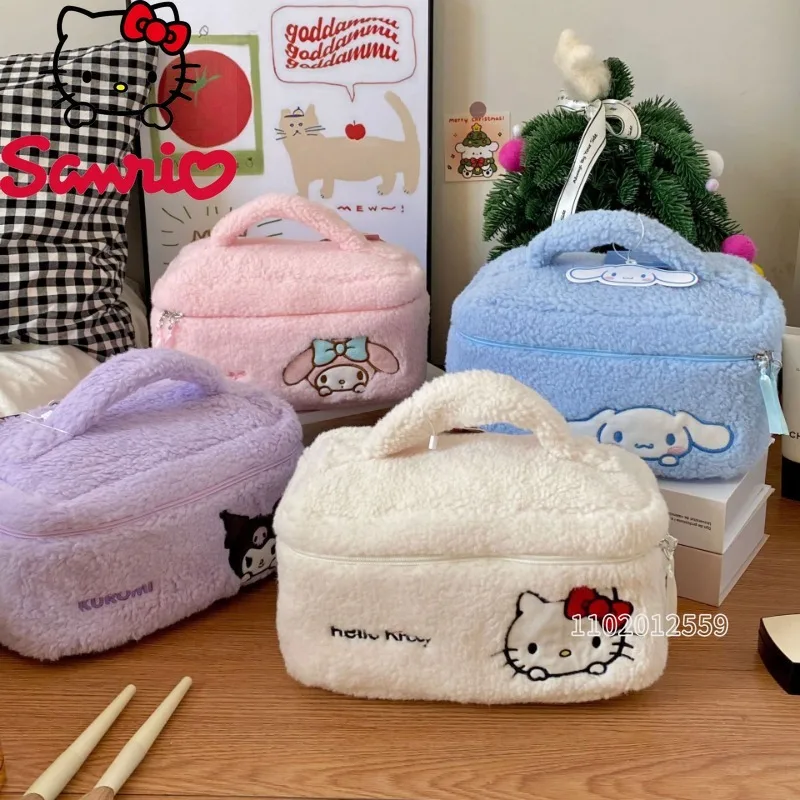 Hello Kitty Neue tragbare Kosmetiktasche, Cartoon-Plüsch-Stickerei, Kosmetiktasche, Modetrend, Reiseaufbewahrung, Kulturbeutel Image