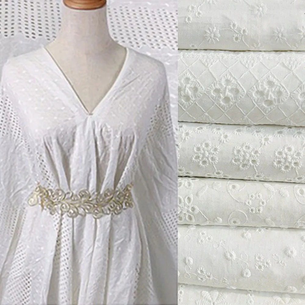 Weißer, mit Blumen bestickter Baumwollstoff, Vintage-Stil, hohl, für die Herstellung von Rock, Sari-Kostüm, Kleid, Quilten, Puppenkleidung, Meterware