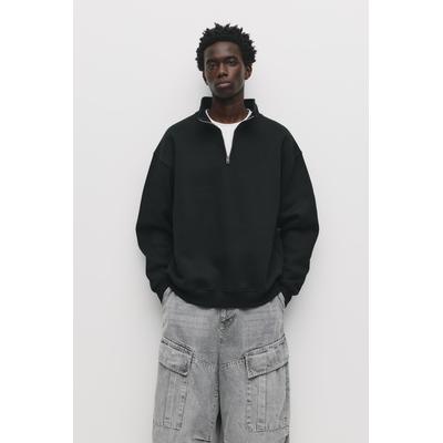 Basic Quarter-Zip Sweatshirt