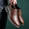 Vintage männer Leder Schuhe Casual Schuh Outdoor Arbeitskleidung männer Schuhe Britischen Stil Einzigen Botines Para Hombres Zapatillas Männlich
