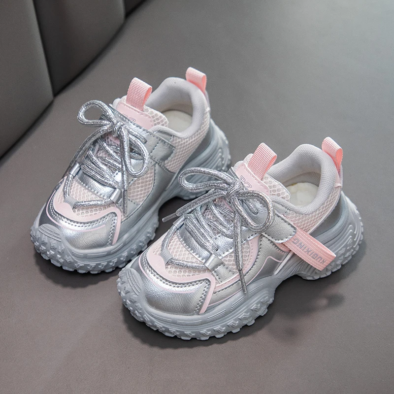 Heißer Verkauf Kinder Schuhe Sommer Neue Leichte Kind Turnschuhe Outdoor Tragen Beständig Lauf Schuhe Mode Rotierenden Taste Turnschuhe