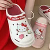 Sanrio Anime Hello Kitty Kuromi Schuhe Cartoon Zubehör Loch Hausschuhe Frauen Draußen Tragen Sommer Dicke Mädchen Sandalen