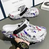 2024 sommer Neue männer Hausschuhe Outdoor Garten Clogs Männlichen Casual Schuhe Mode Luxus Sandalen Komfort Hause Weiche Hausschuhe 40-47