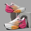 Heißer Verkauf Mesh atmungsaktive und gepolsterte Sportschuhe Original vielseitige langlebige Laufschuhe Größen 34-45 für Männer und Frauen