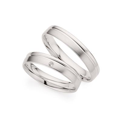 Trauring PHÖNIX "Schmuck Geschenk Gold 333 Trauring Ehering LIEBE versch. Varianten" Gr. 64, weiß (weißgoldfarben), Fingerringe, 64, ohne Brillant, Weißgold 333, 4,0mm, Made in Germany, wahlweise mit oder ohne Brillant Image