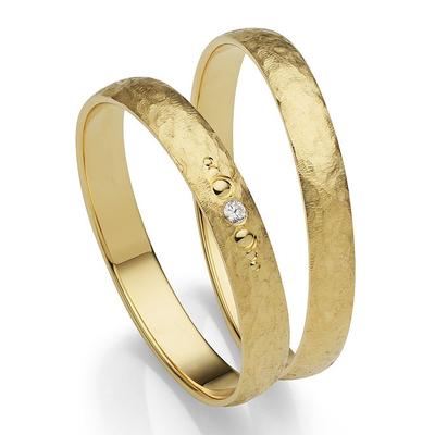 Trauring FIRETTI "Schmuck Geschenk Gold 375 Hochzeit Ehering "LIEBE" Gr. 69, gold (gelbgoldfarben), Fingerringe, 69, 0,01 ct SI = kleine Einschlüsse mit Brillant, Gelbgold 585, 3mm, Made in Germany, wahlweise mit oder ohne Brillant Image