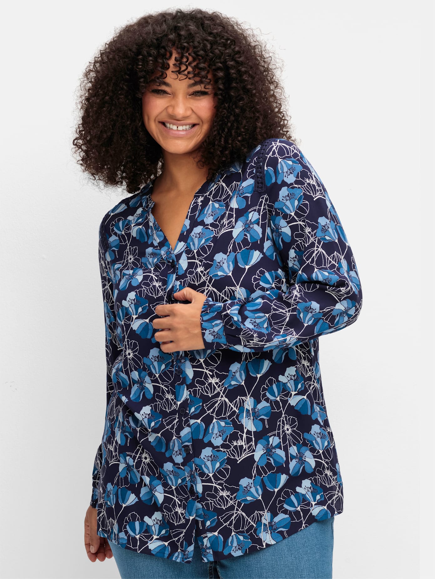 Druckbluse SHEEGO, Damen, Gr. 40, blau (marine, gemustert), 100% Viskose, gemustert, mehrfarbig, V-Ausschnitt, Blusen Image