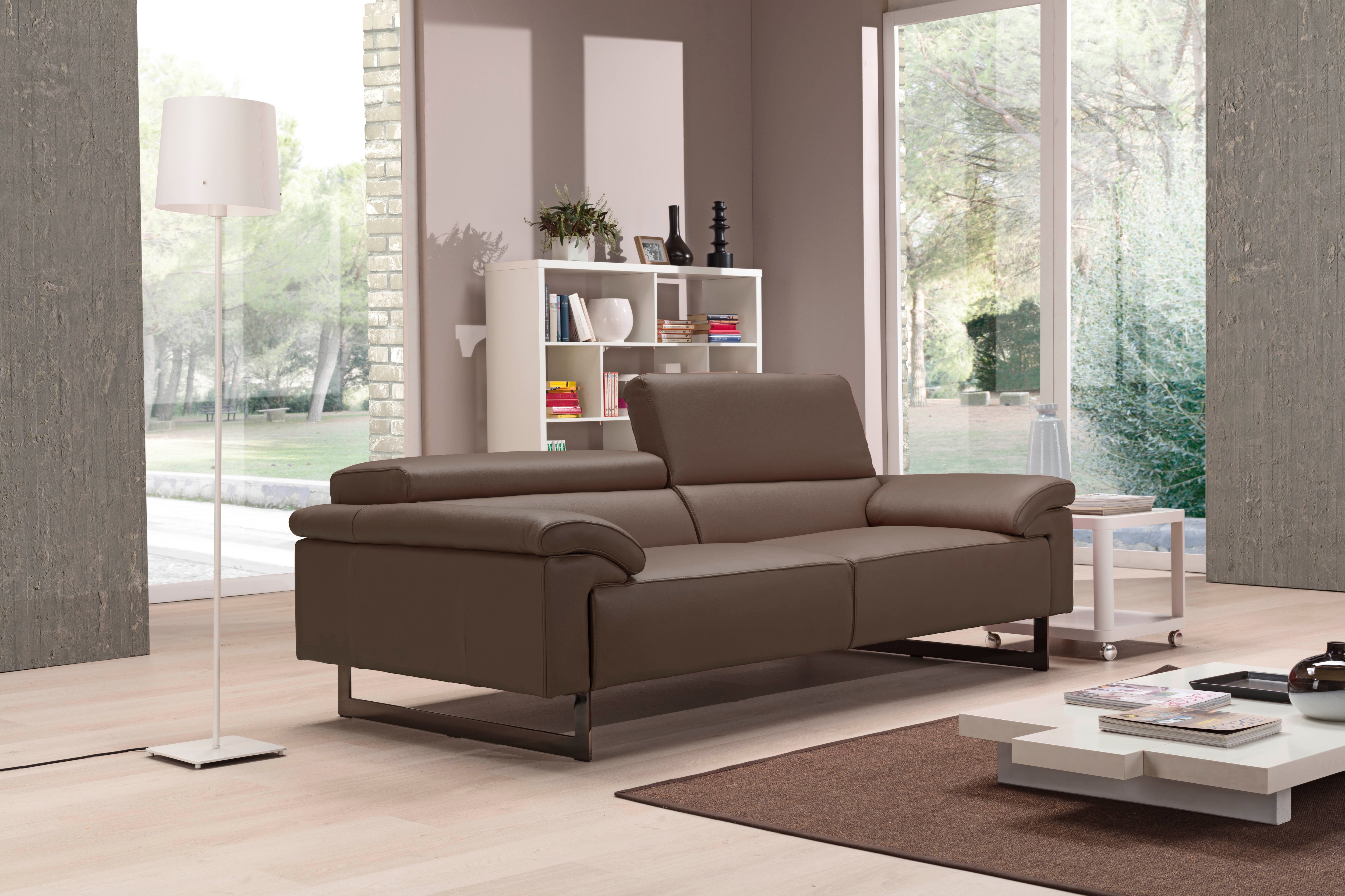 2,5-Sitzer EGOITALIANO "Malika, Designsofa mit hohem Sitzkomfort, edel und bequem", braun (chocolate), B:216cm H:94cm T:107cm, Leder »BULL« (echtes Rindsleder). Geschliffenes, pigmentiertes und behandeltes Rindsleder mit einer Dicke von 1, 3-1, 5...