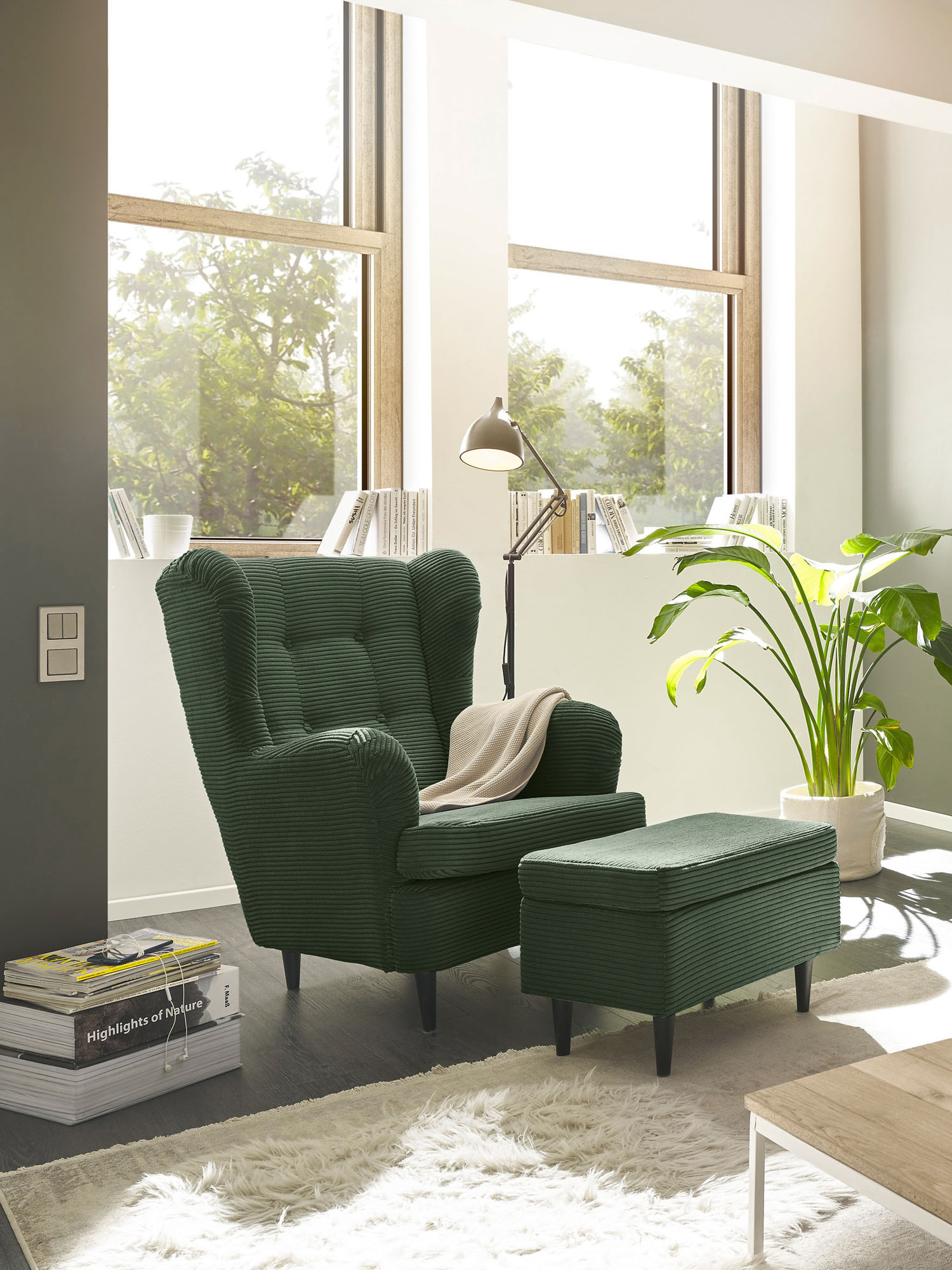 Ohrensessel ED EXCITING DESIGN "Oskar", grün (dunkelgrün), B:78cm H:102cm T:98cm, 92% Polyester, 8% Nylon, Sessel, Ohrensessel, mit Massivholzfüßen