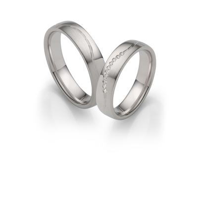 Trauring FIRETTI "Schmuck Geschenk Silber 925 Hochzeit Ehering Partnerring "LIEBE" Gr. 69, silber (silberfarben), Fingerringe, 69, ohne Zirkonia, Silber 925 (Sterlingsilber), 5mm, Made in Germany - wahlweise mit oder ohne Zirkonia Image