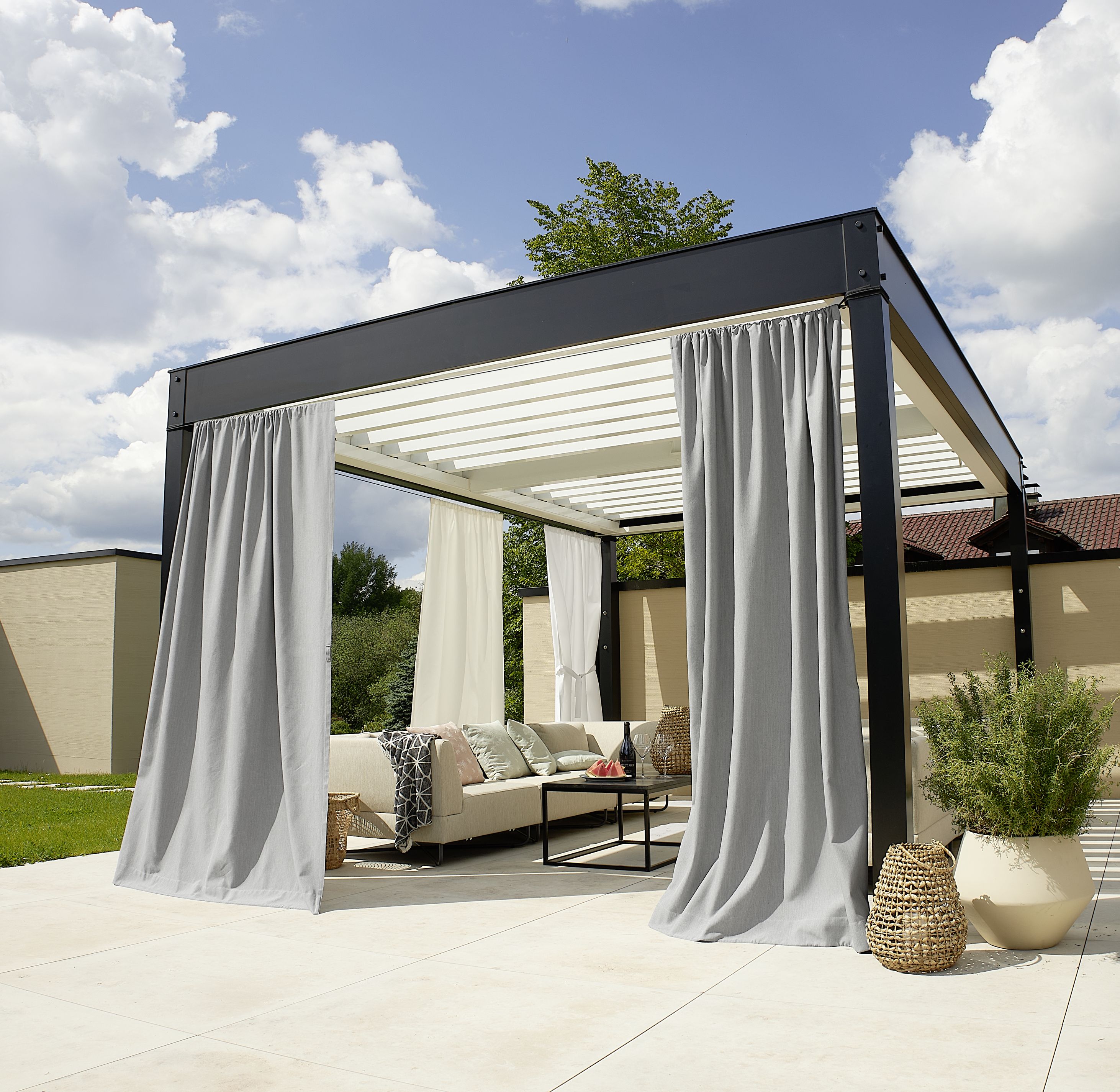 Vorhang nach Maß NEUTEX FOR YOU "Outdoorvorhang SOLERO", grau, B:450cm H:280cm, Jacquard, Obermaterial: 100% Polyacryl, Gardinen nach Maß, Uni Outdoorvorhang mit leichter Struktur Image