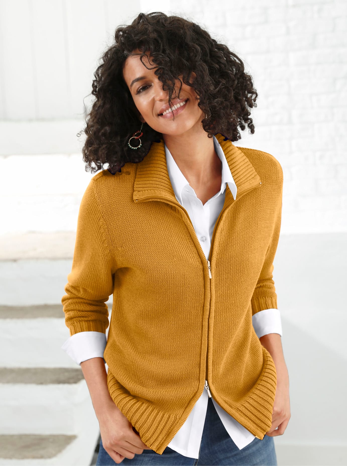 Strickjacke CASUAL LOOKS, Damen, Gr. 52, gelb (maisgelb), 50% Baumwolle, 50% Polyacryl, unifarben, figurumspielend, Strickjacken Strickjacke