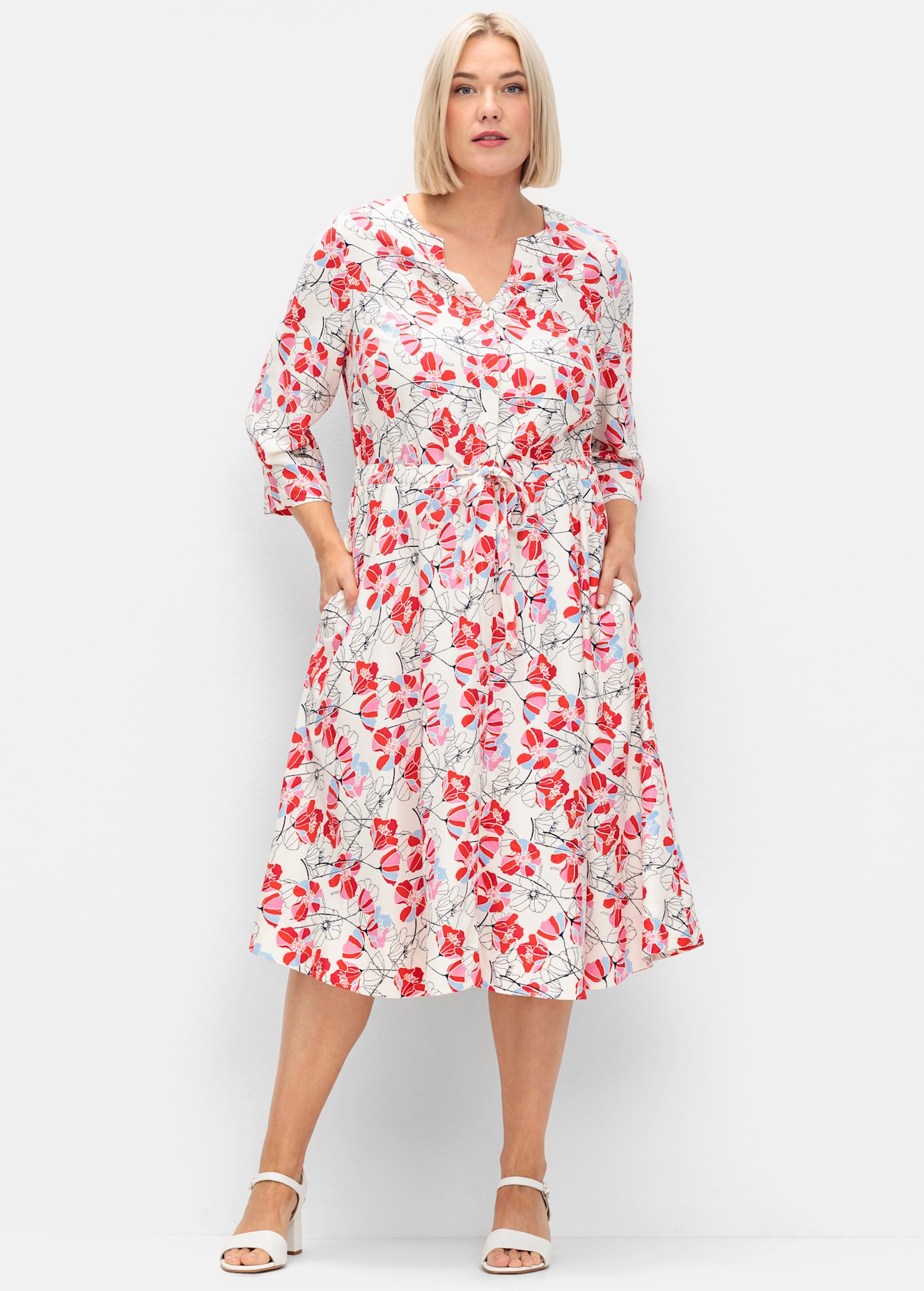 Druckkleid SHEEGO "Kleid", Damen, Gr. 40, Normalgrößen, rosa (rosé, gemustert), 100% Viskose, bedruckt, gemustert, wadenlang, V-Ausschnitt, Kleider Image