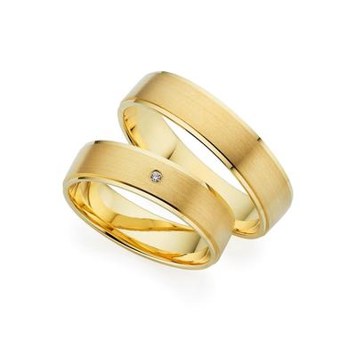Trauring PHÖNIX "Schmuck Geschenk Gold 333 Trauring Ehering LIEBE versch. Varianten" Gr. 63, gold (gelbgoldfarben), Fingerringe, 63, 0,01 ct SI = kleine Einschlüsse mit Brillant, Gelbgold 333, 5,0mm, Made in Germany, wahlweise mit oder ohne Brillant Image