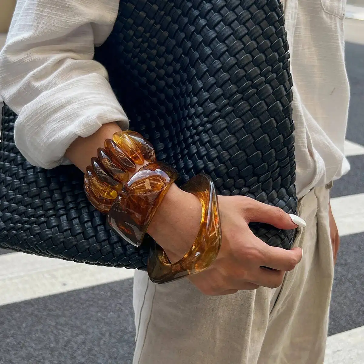 PuRui Trendy Retro Braun Kaffee Dicke Harz Acryl Armreifen Armbänder Frauen Punk Hip Hop Charme Armreif Ästhetischen Schmuck Geschenk