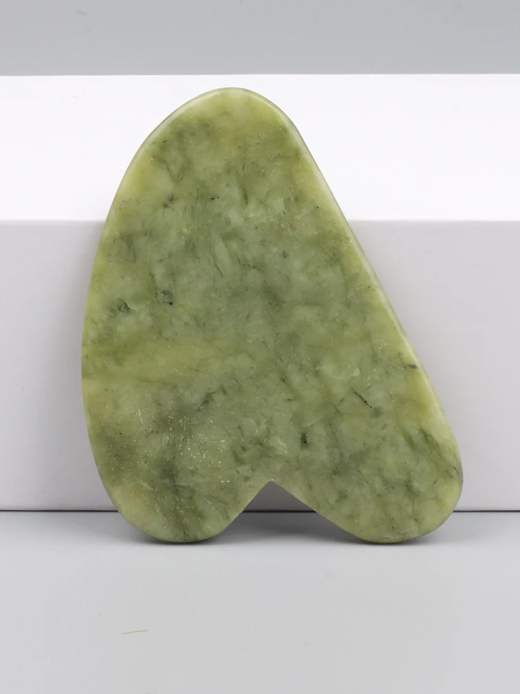Jade naturel Gua Sha outil Xiuyan Jade masseur en forme de coeur Massage du cou Guasha amour produit de beauté soins de la peau outil de santé