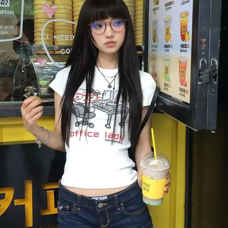 Sanrio Hello Kitty Cartoon Grafik T-Shirt Damen Kleidung Kurzarm Niedlich Japan Stil Sommer Y2k Mädchen Streetwear Weiße T-Shirts